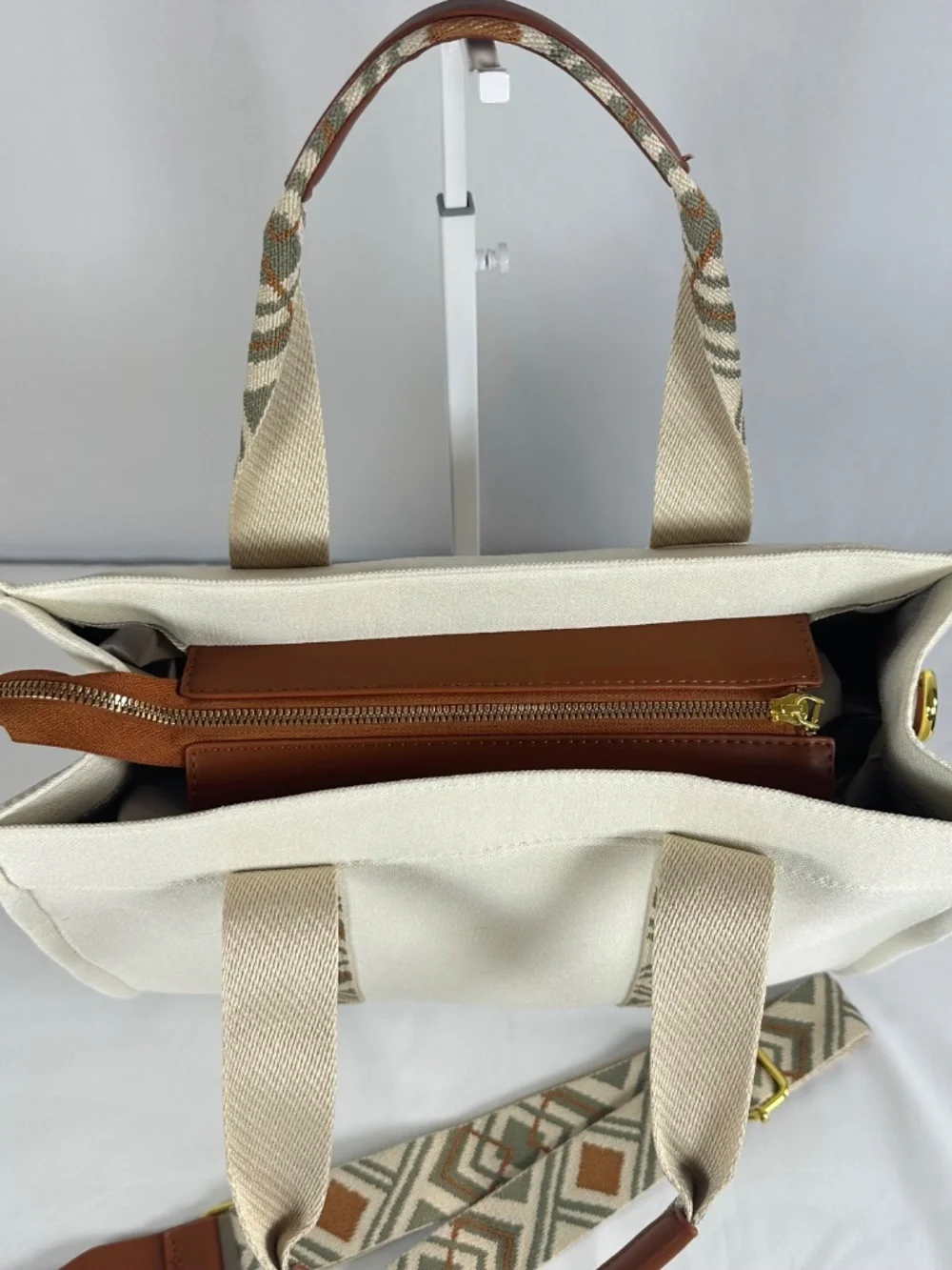 Canvas Tote/Computer/Laptop Purse Bag Beige Brown Handles Shoulder Strap NWT